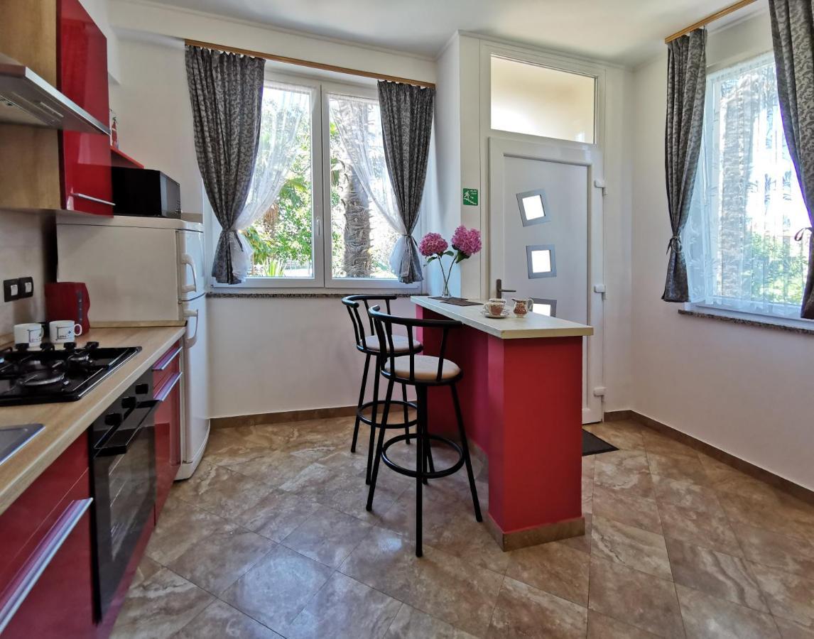 App & Room Le Palme Умаг Екстер'єр фото