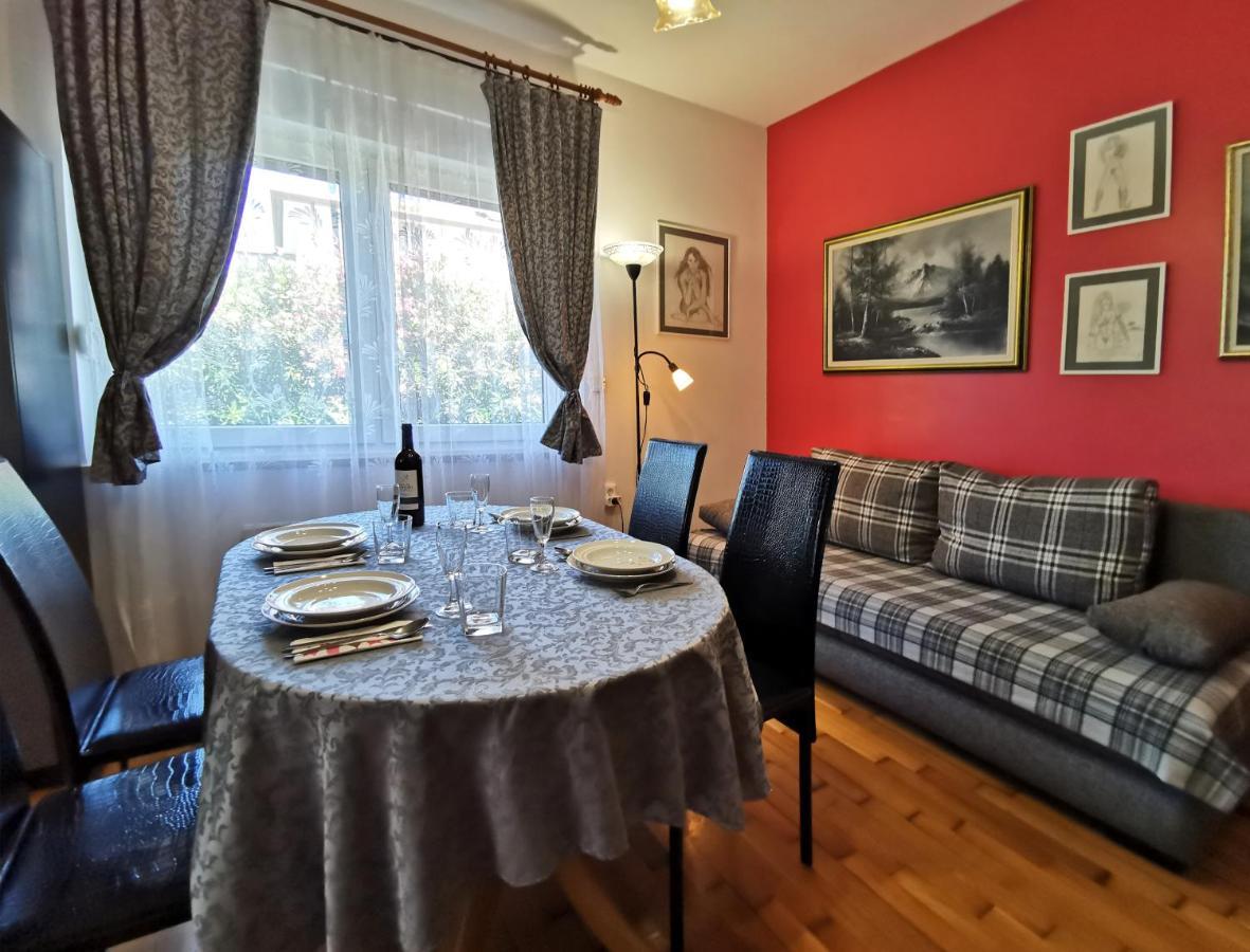 App & Room Le Palme Умаг Екстер'єр фото