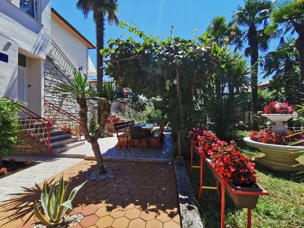 App & Room Le Palme Умаг Екстер'єр фото