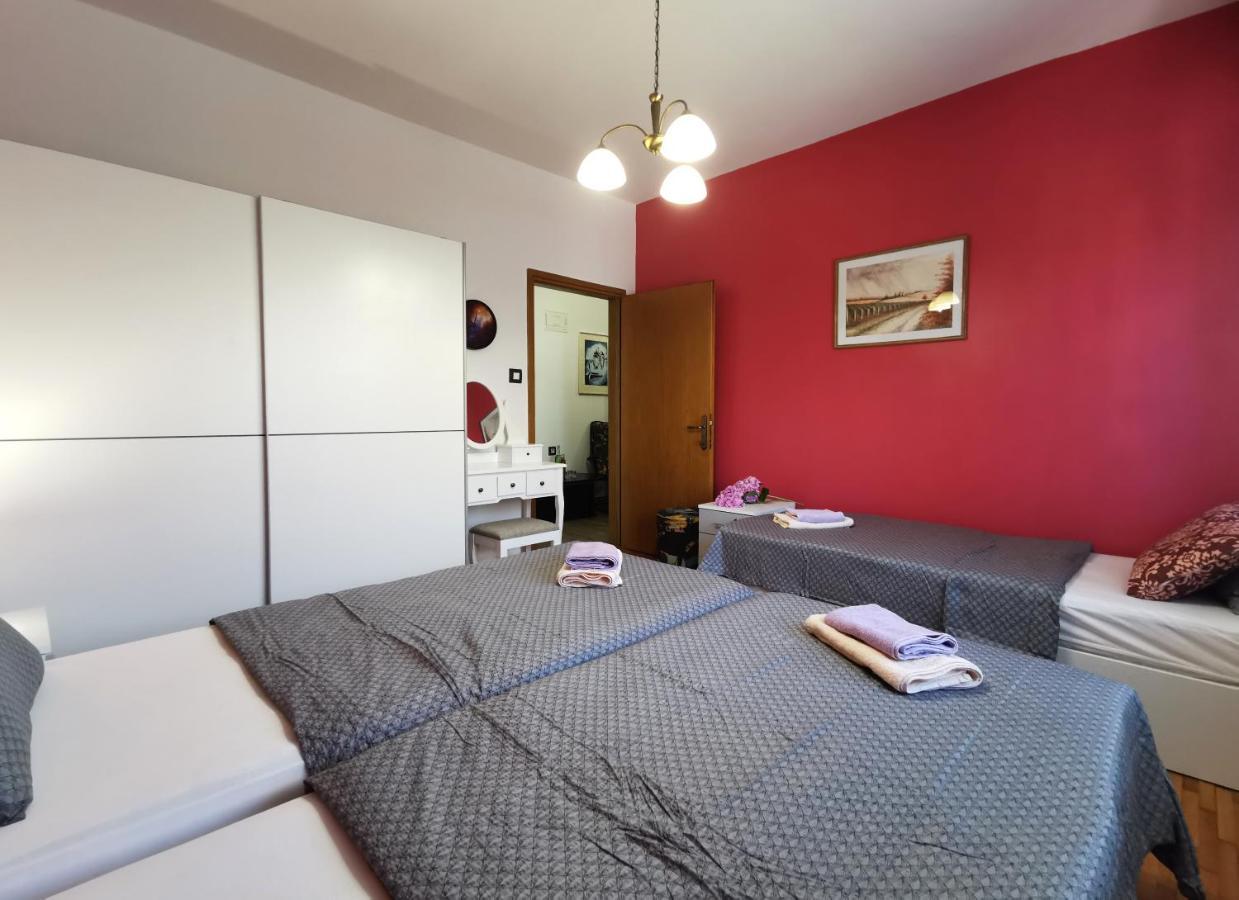 App & Room Le Palme Умаг Екстер'єр фото