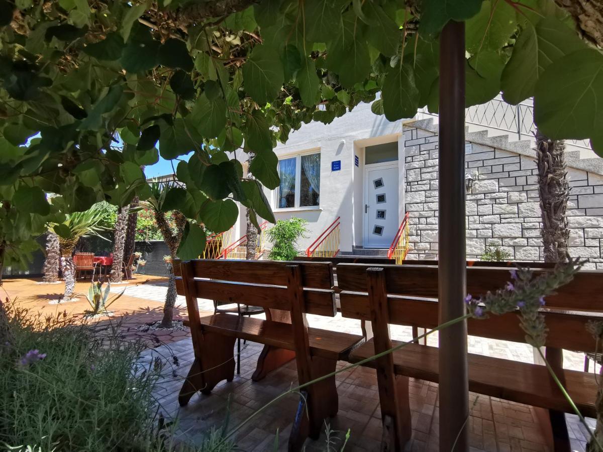 App & Room Le Palme Умаг Екстер'єр фото