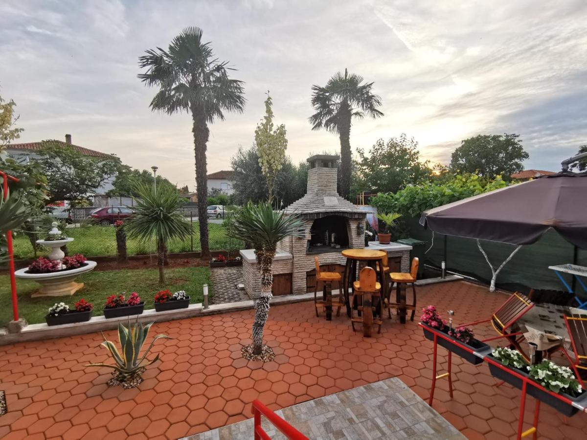 App & Room Le Palme Умаг Екстер'єр фото